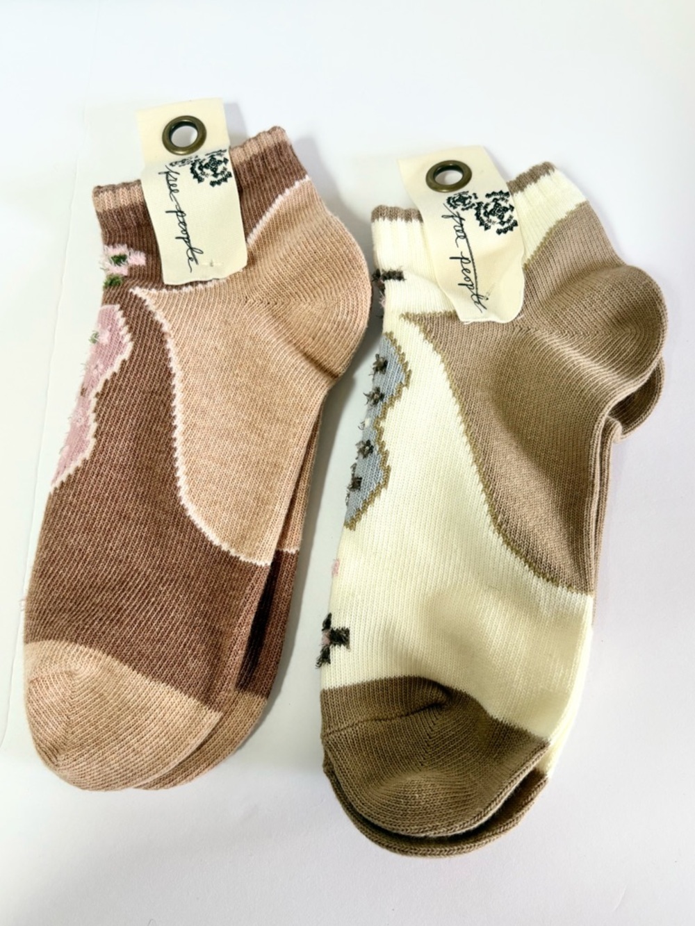 Set of 2 NWT Free People Super Short Raggedy Ankle Socks